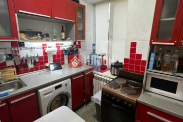 2-к квартира, 53 м², 1/4 эт.