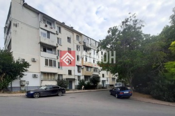 3-к квартира, 58,3 м², 2/5 эт.