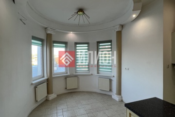 4-к квартира, 93 м², 3/4 эт.