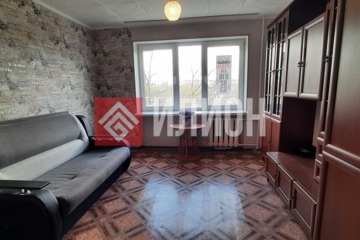 Комната, (всего 10 ком.), 230 м², 3/5 эт.