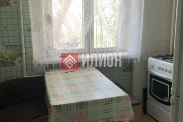 2-к квартира, 42,3 м², 2/4 эт.