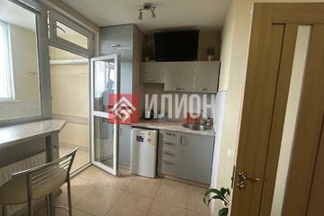 2-к квартира, 72 м², 5/10 эт.
