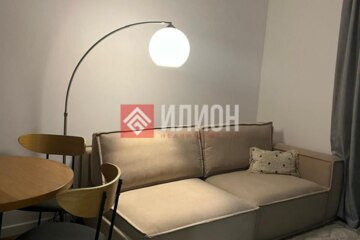 1-к квартира, 42 м², 3/10 эт.