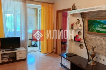 2-к квартира, 42,2 м², 2/3 эт.