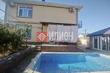 Дом, 220 м², 2 эт.