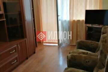2-к квартира, 48 м², 3/3 эт.