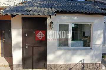2-к квартира, 40 м², 1/1 эт.