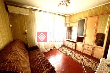 Комната, (всего 2 ком.), 38 м², 4/5 эт.