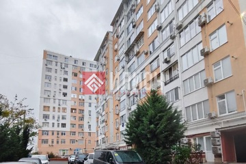 2-к квартира, 74 м², 2/10 эт.
