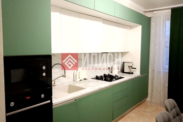 2-к квартира, 67,4 м², 1/10 эт.