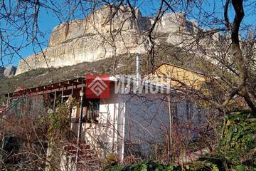 Дом, 96 м², 3 эт.