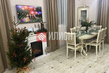 Дом, 147,6 м², 3 эт.