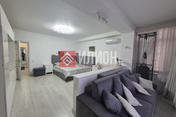 1-к квартира, 54 м², 3/12 эт.