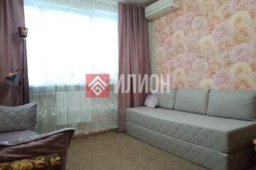 Комната, (всего 10 ком.), 17 м², 3/5 эт.