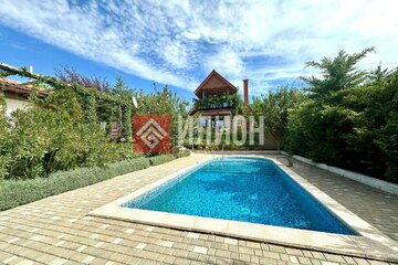 Дом, 189 м², 2 эт.