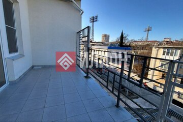 Помещение своб.назн., 250 м², 1/3 эт.