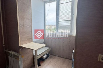 Комната, (всего 5 ком.), 15 м², 4/5 эт.