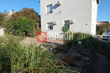 Дом, 136 м², 3 эт.