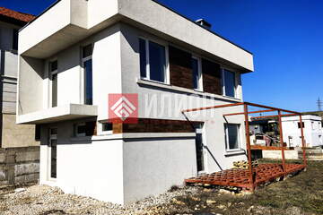 Дом, 125 м², 2 эт.