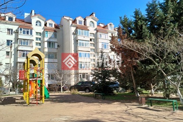 4-к квартира, 138 м², 5/5 эт.