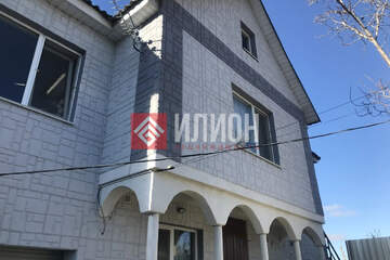 Дом, 185,7 м², 3 эт.