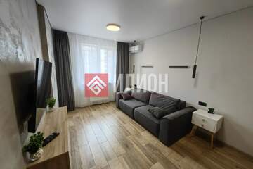 1-к квартира, 38 м², 8/13 эт.