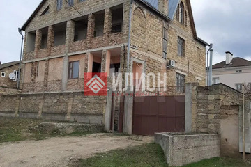 Дом, 700 м², 4 эт.