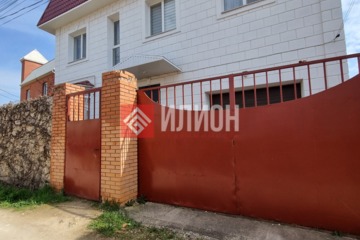 Дом, 199 м², 2 эт.