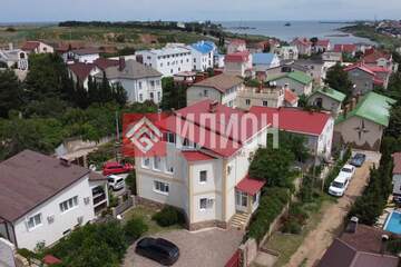 Дом, 540 м², 4 эт.