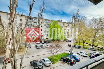2-к квартира, 44 м², 3/5 эт.