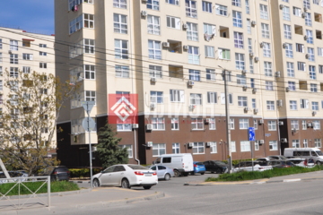 1-к квартира, 38 м², 8/10 эт.