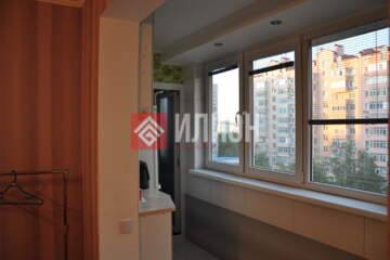 Комната, (всего 4 ком.), 80 м², 5/9 эт.