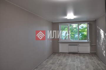 Комната, (всего 7 ком.), 140 м², 3/5 эт.
