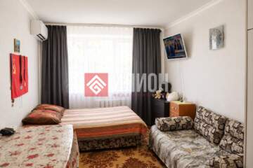 Комната, (всего 7 ком.), 150 м², 5/5 эт.