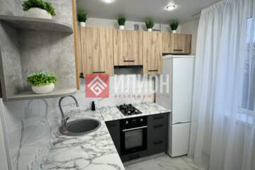 1-к квартира, 40 м², 4/5 эт.