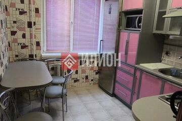 2-к квартира, 50 м², 9/9 эт.