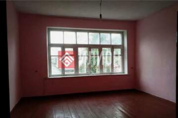 5-к квартира, 95 м², 1/2 эт.