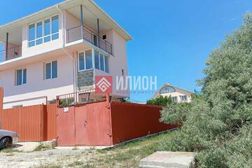 Дом, 149,8 м², 3 эт.